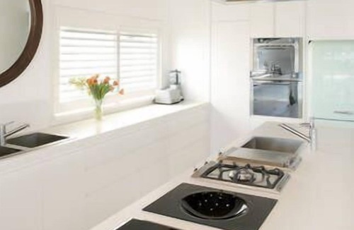 North Bondi Apartment | BONDI BEACH PENTHOUSE - absolute waterfront location!