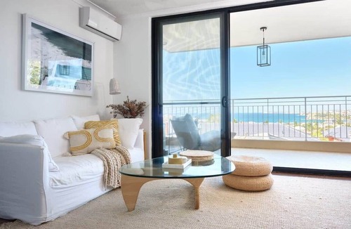 North Bondi Apartment | Bondi Oceanview Escape