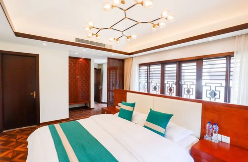 Shanghai Bed & Breakfast | Book and Bed-Chong Ming
