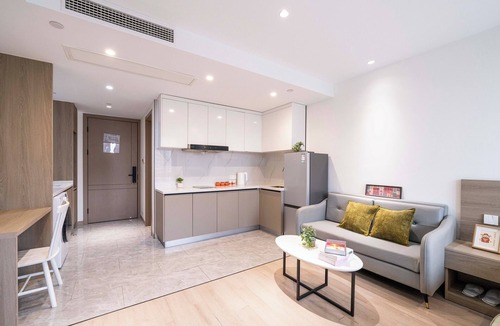 Hong Kou Bed & Breakfast | Book and Bed-QuYang Road