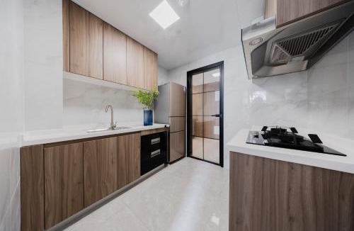 Central Business District Apartment | Boruisi Video and Audio Light House