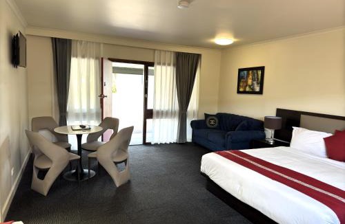 Hamilton Hotel | Botanical Hamilton