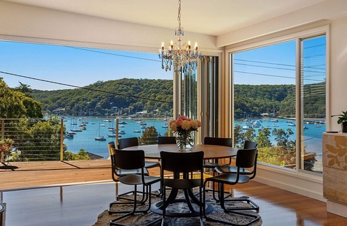 Hardys Bay House | Bouddi Galing by HolidayCo.