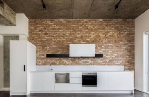 Phillip Apartment | Brand New Spacious Woden Apartment - KingBed&WiFi