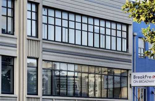 Glebe Hotel | BreakFree on Broadway Sydney, an Accor Hotel