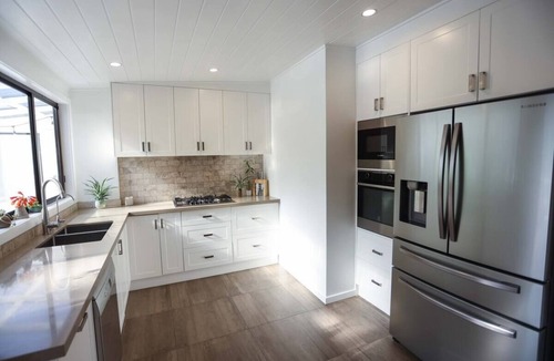 Avalon Beach House | Breezy Beach House - Avalon Beach Awaits!