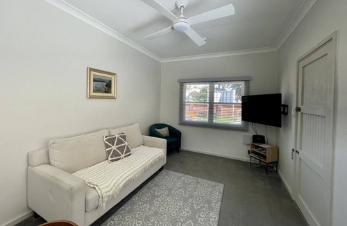 Nowra House | Bridge Cottage Nowra