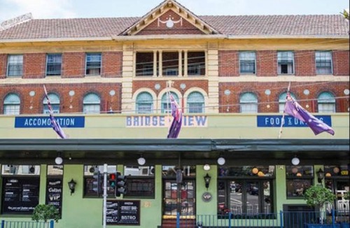 Willoughby Hotel | Bridgeview Hotel Willoughby