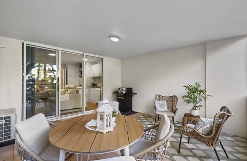 Fortitude Valley Apartment | Bright 1-Bed Apartment in Fortitude Valley