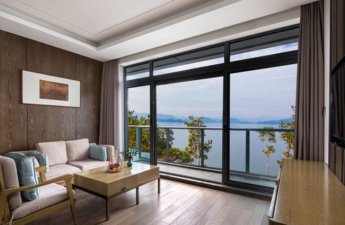 Chun'an Hotel | Bright QiandaoLake Resort