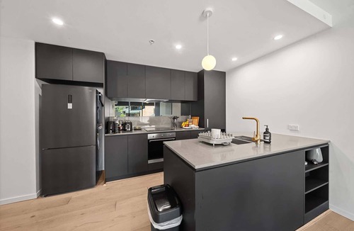 Reid Apartment | Bright Unit with Secure Parking and Garden Access