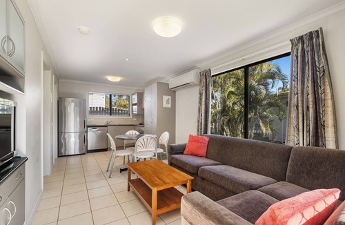 Rochedale Cabin | Brisbane Gateway Resort