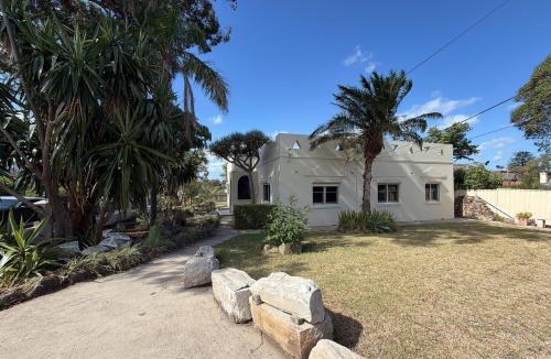 Sydney House | Burwood 4BR Family Home | Fast WiFi & Free Parking