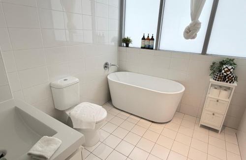 Burwood Apartment | Burwood Luxe Urban Escape