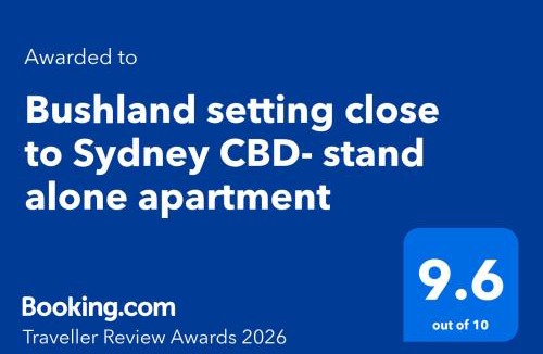 Lane Cove North Apartment | Bushland setting close to Sydney CBD- stand alone apartment
