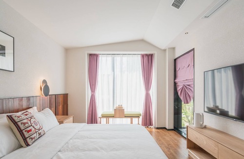 Changbangcun Hotel | By Sunny Seven