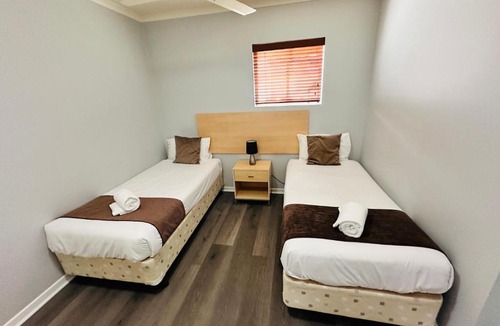 Battery Hill Apartment | Caloundra Central Apartment Hotel Official
