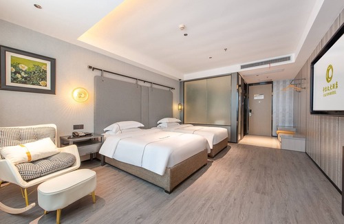 Huadu Hotel | Calvin International Hotel Guangzhou Baiyun International Airport Huadu Plaza Branch