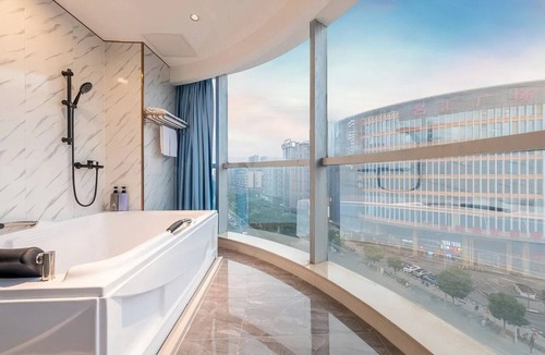 Baiyun Hotel | Calvin International Hotel Guangzhou Sanyuanli Metro Station Branch