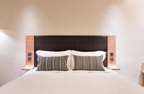 Eastern Kowloon Hotel | Camlux Hotel