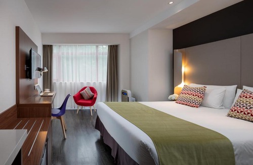 Zhonglou Shangquan Hotel | Campanile Xi'an Bell Tower Huimin Street