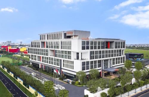 Jinshan Resort | Canopy By Hilton Shanghai Belfry Plaza