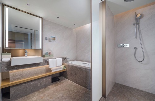Yuexiu Hotel | Canton Hotel Guangzhou, Tapestry Collection by Hilton