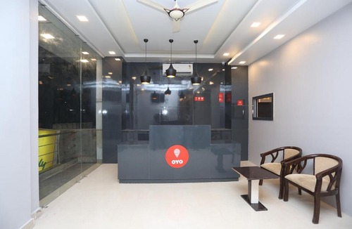Sahibabad Hotel | Capital O 12807 Amaira Hotel And Banquets