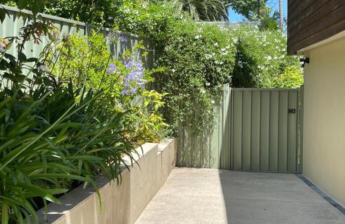Carlingford House | Carlingford Garden Hideaway-Entirely Private