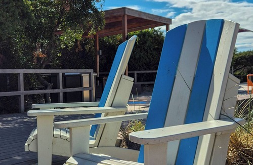 Carrum Apartment | Casa Mar - Beachside Bliss. Sun, sand and family fun All in one place.
