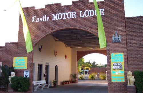 Bowen Hotel | Castle Motor Lodge