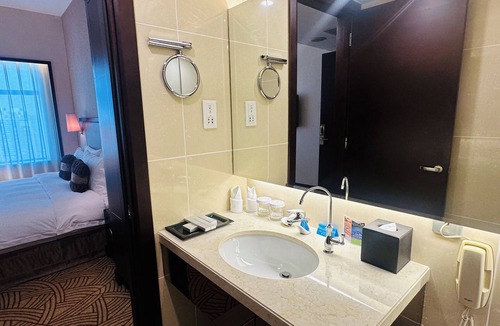 North Chaoyang Hotel | Celebrity International Grand Hotel