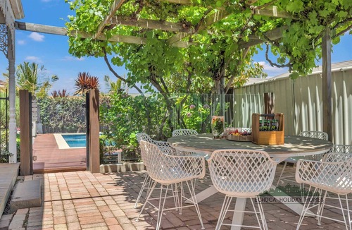 Echuca House | Central Charm - the best of Echuca living!