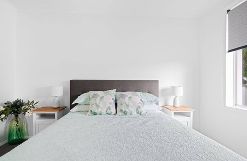 Long Jetty House | Central Coast Beach Breaks The Cottage