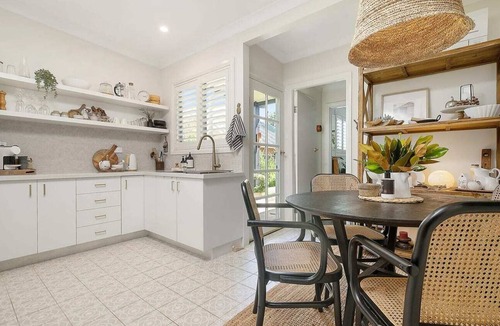 Glenroi House | Central Luxe Villa - Beautiful, Cosy & Stylish