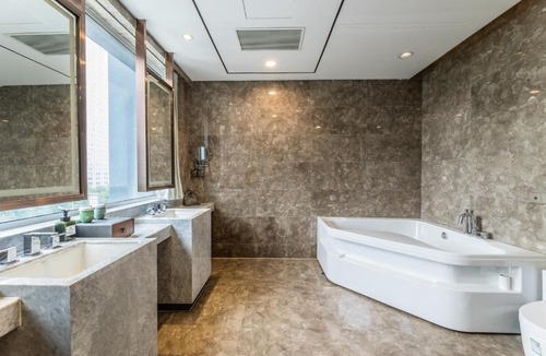 Huaiyin Hotel | Century Runhua Hotel