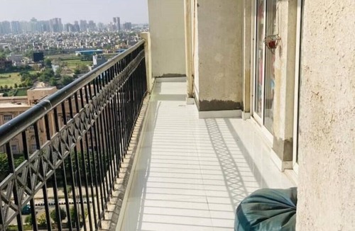 Greater Noida Apartment | Cestlavie - That's Life Independent fully furnished 2bhk with all amenities