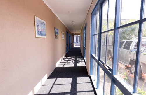 Hughesdale Hotel | Chadstone Executive Motel