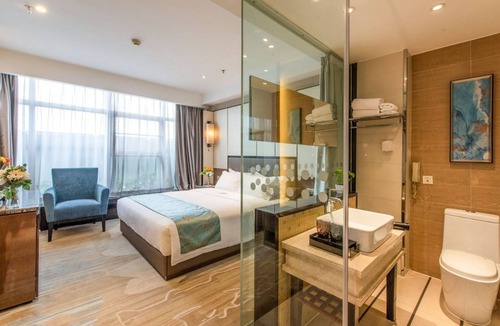Qingxiu Hotel | Champs Elysees Hotel Ocean City Nanning