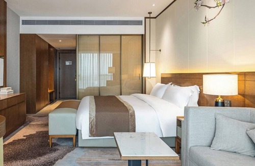 Dingcheng District Hotel | Changde Licheng Huating Hotel