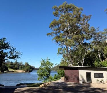 Sackville North Other | Chapel Cove Retreat - Private Tiny House with Boat Ramp