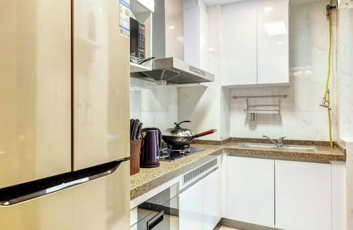 Yanta Qu Apartment | Charming 2-bedroom apartment with AC in vibrant Xi'an