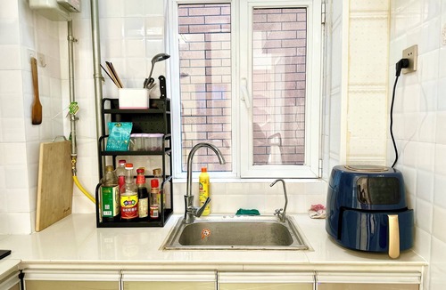 Zhangdian District House | Charming 2-bedroom house in lovely Zibo with WiFi, AC