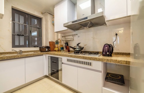 Lianhu Apartment | Charming 3-bedroom apartment with AC in vibrant local life Xi'an