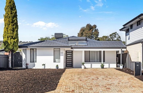 Forrestfield House | Charming Forrestfield Escape!