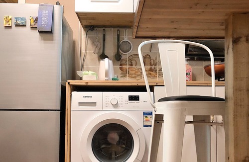 Huaihai Road Commercial Area House | Charming Lodge Line 1 French Concession SH