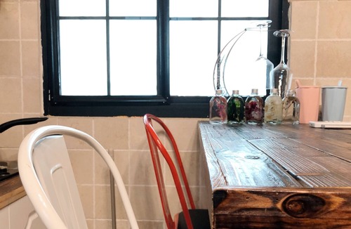 Huaihai Road Commercial Area House | Charming Lodge Line 1 French Concession SH