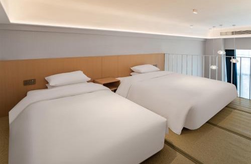 Hongshan Hotel | Chenfeng Hotel Wuhan Baishazhou Longhu Tianjie Branch