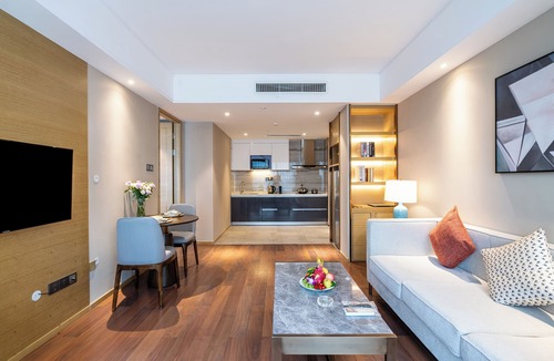 Hejiang Pavilion Apartment | Cheng Du Wifc Suites -YYC Preferred