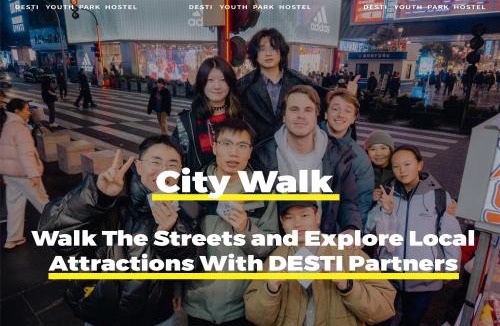 Chengdu City Centre Hostel | Chengdu Desti Youth Park Hostel Chunxi Road-24H Reception& English Service& Cafe& Bar& Luggage Storage& Large Public Area